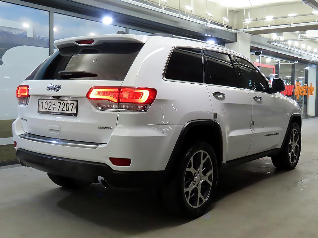 Jeep Cherokee - Vista 4