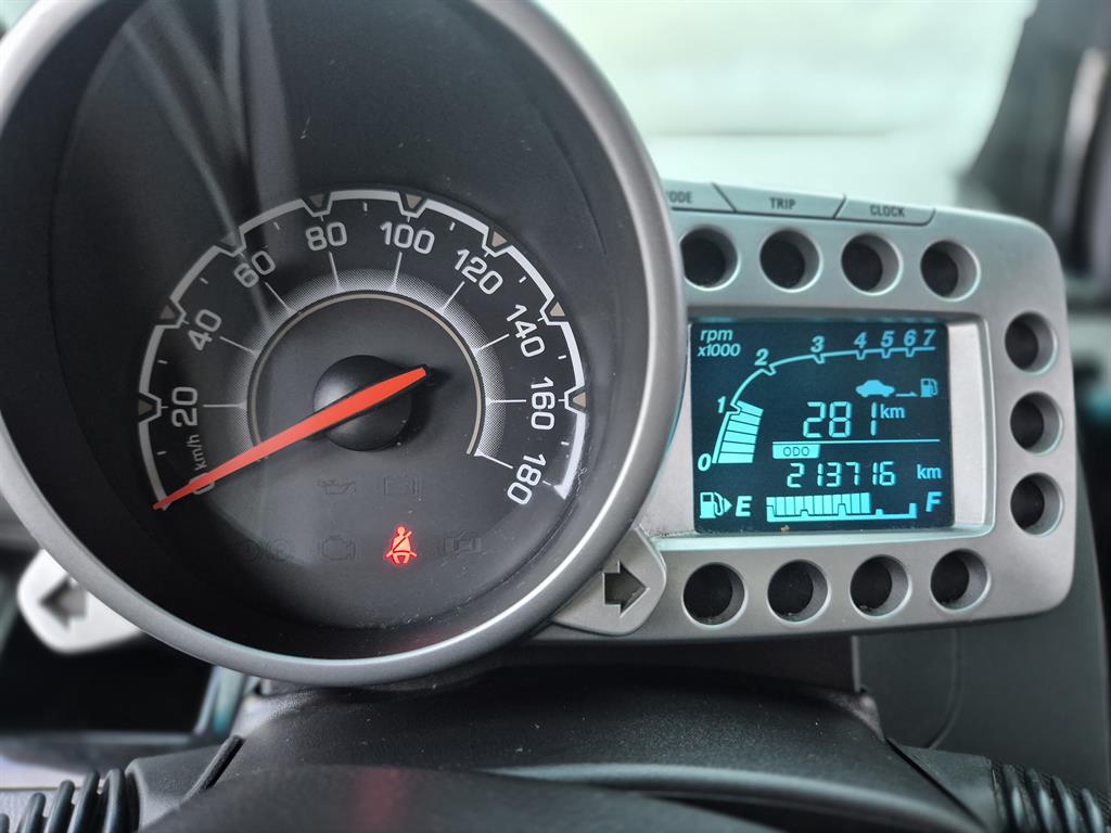 Chevrolet Spark 2012 Negro - Importación desde Corea - HF Imports Iquique - Foto 20