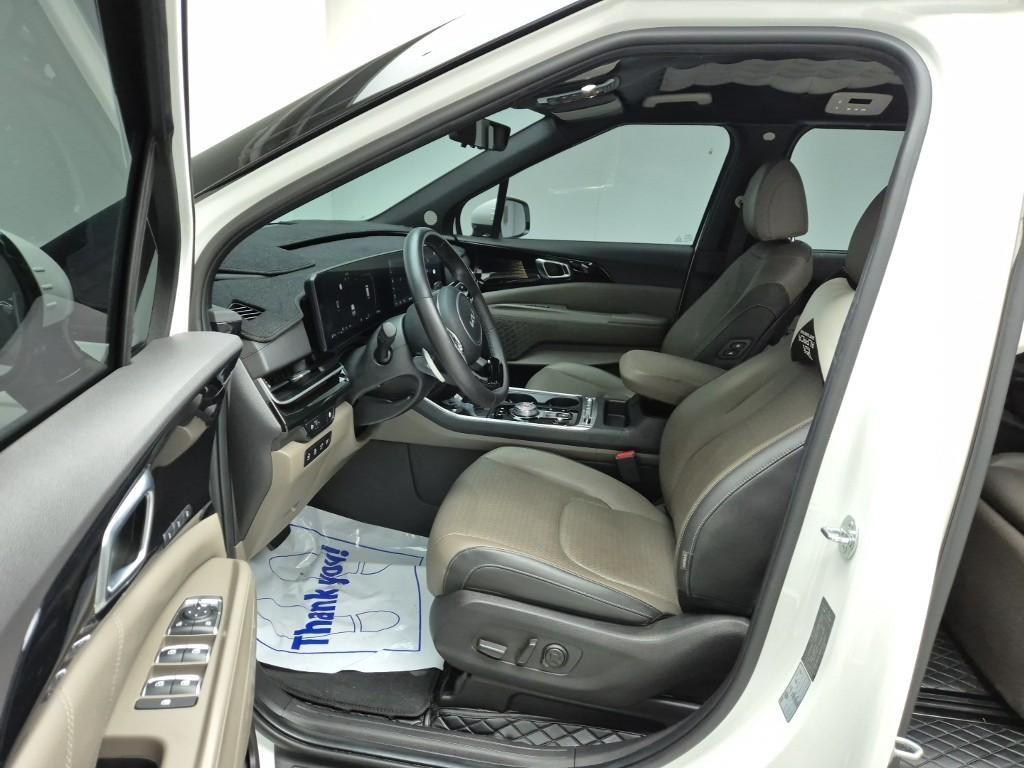 KIA Carnival - Vista 7