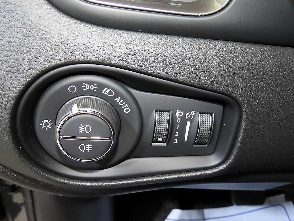 Jeep Renegade 2022 Gris - Importación desde Corea - HF Imports Iquique - Foto 14