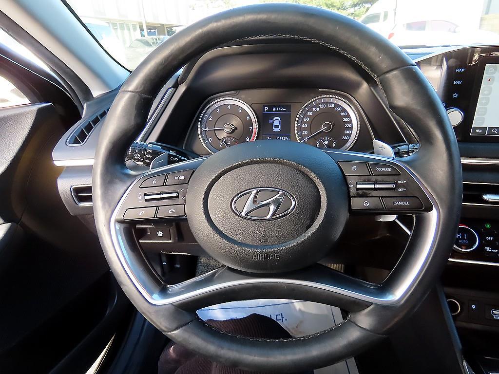 HYUNDAI Sonata - Vista 8