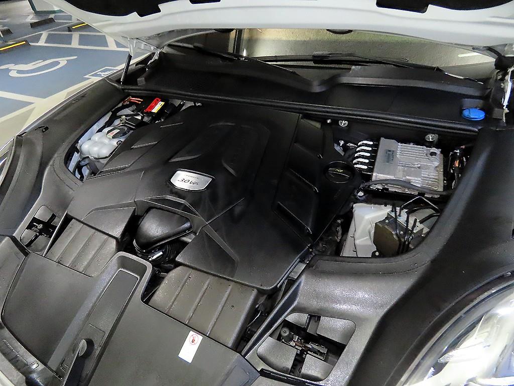 Porsche Cayenne 2020 Negro - Importación desde Corea - HF Imports Iquique - Foto 19