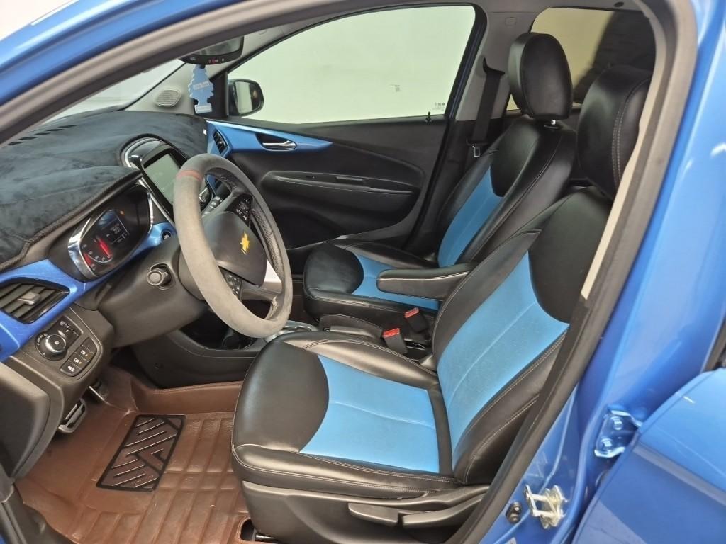 Chevrolet Spark - Vista 11