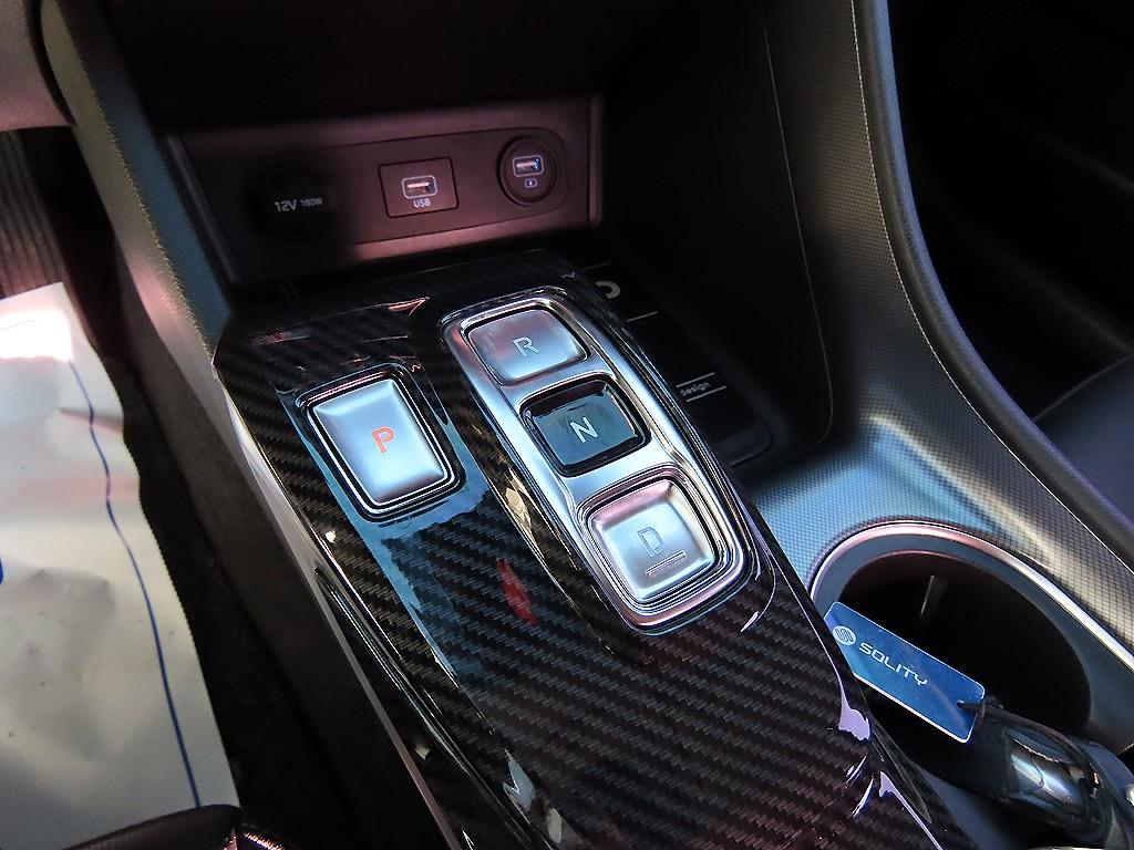 HYUNDAI Sonata - Vista 10