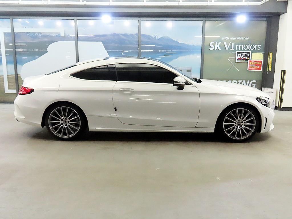 Mercedes Benz C Class - Vista 3