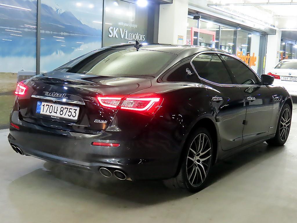 Maserati Ghibli - Vista 4