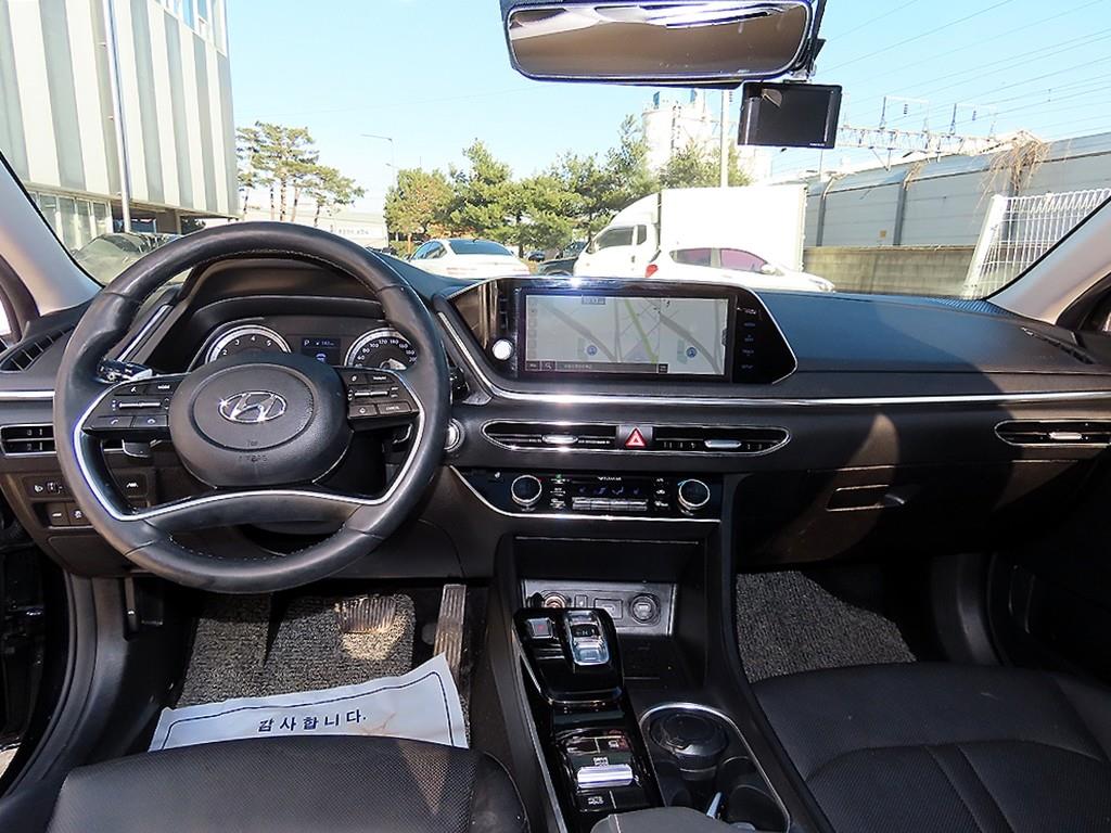 HYUNDAI Sonata - Vista 7