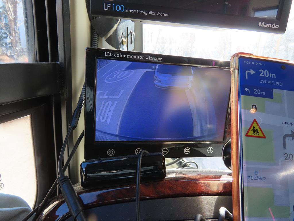 medium and large bus Medium-sized Hyundai Bus 2015 Morado - Importación desde Corea - HF Imports Iquique - Foto 17