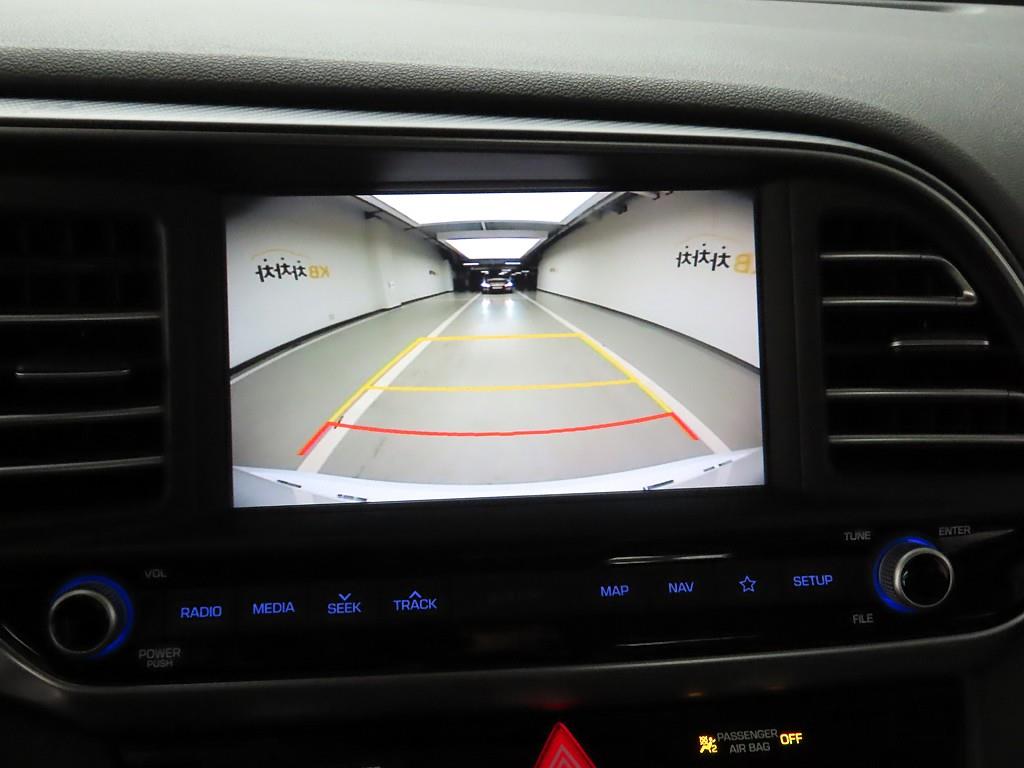 HYUNDAI Avante 2020 Blanco - Importación desde Corea - HF Imports Iquique - Foto 16