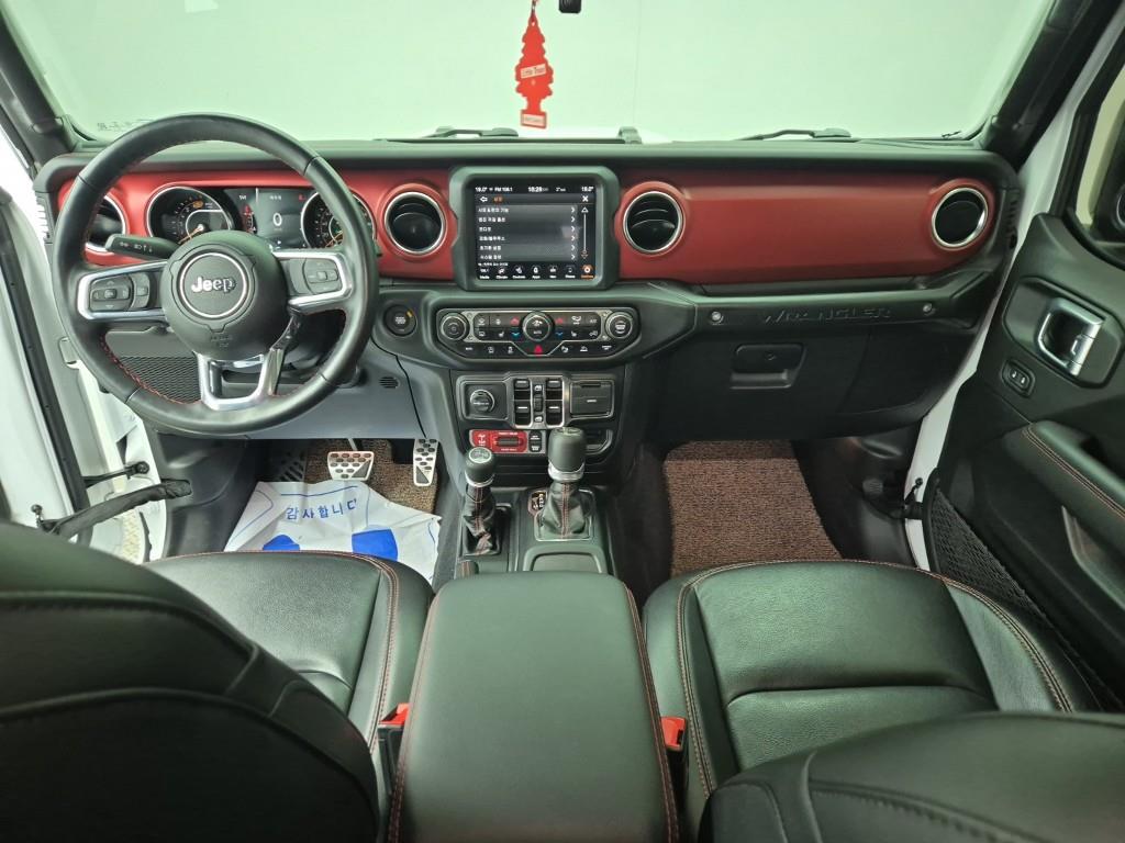 Jeep Wrangler - Vista 5