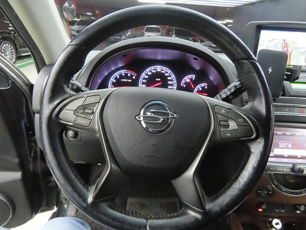 Ssangyong Rexton - Vista 8