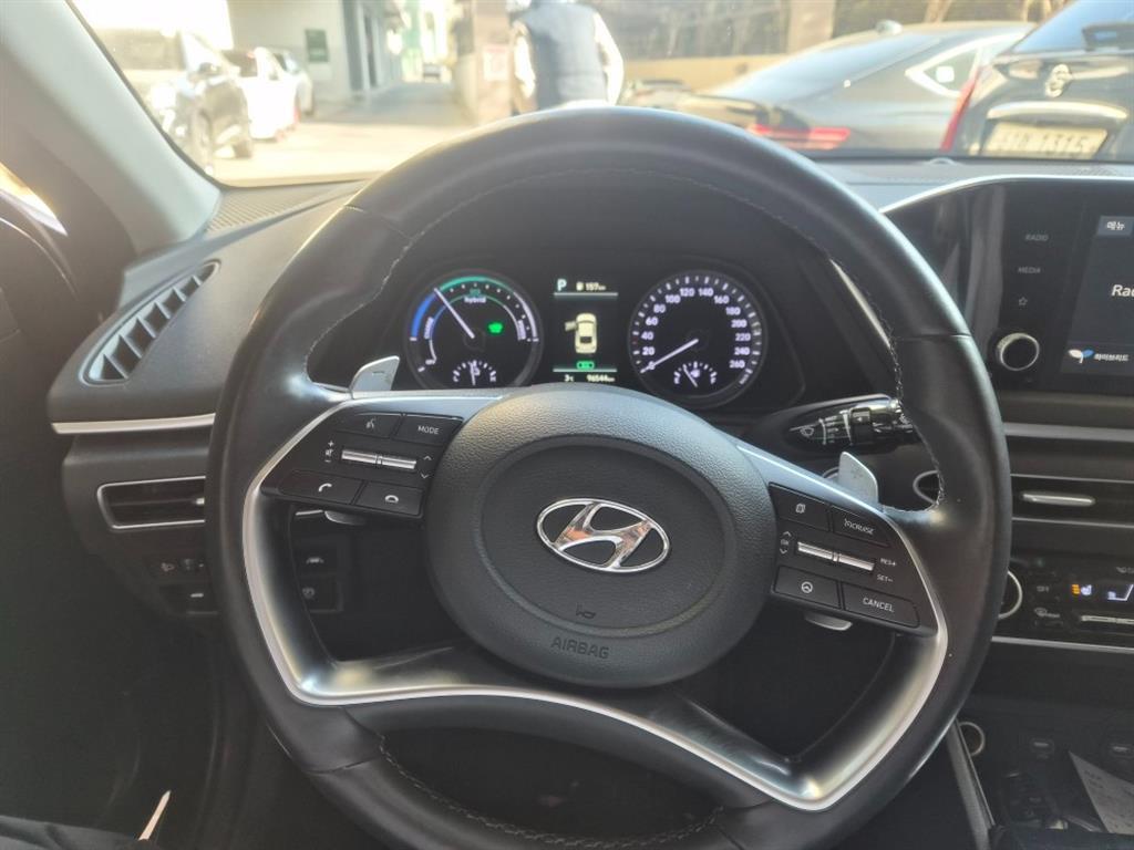 HYUNDAI Sonata - Vista 5