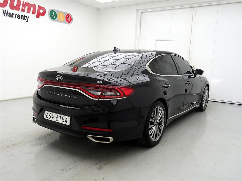 HYUNDAI Grandeur - Vista 4