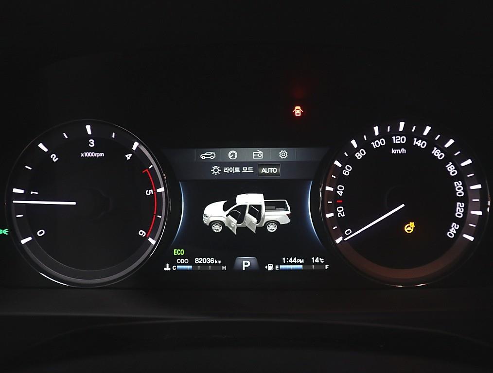 Ssangyong Rexton - Vista 7