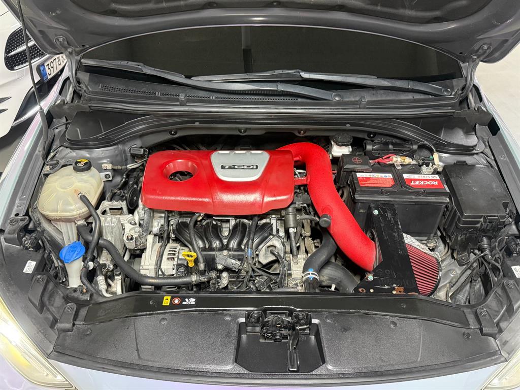 HYUNDAI Avante 2018 Blanco - Importación desde Corea - HF Imports Iquique - Foto 16