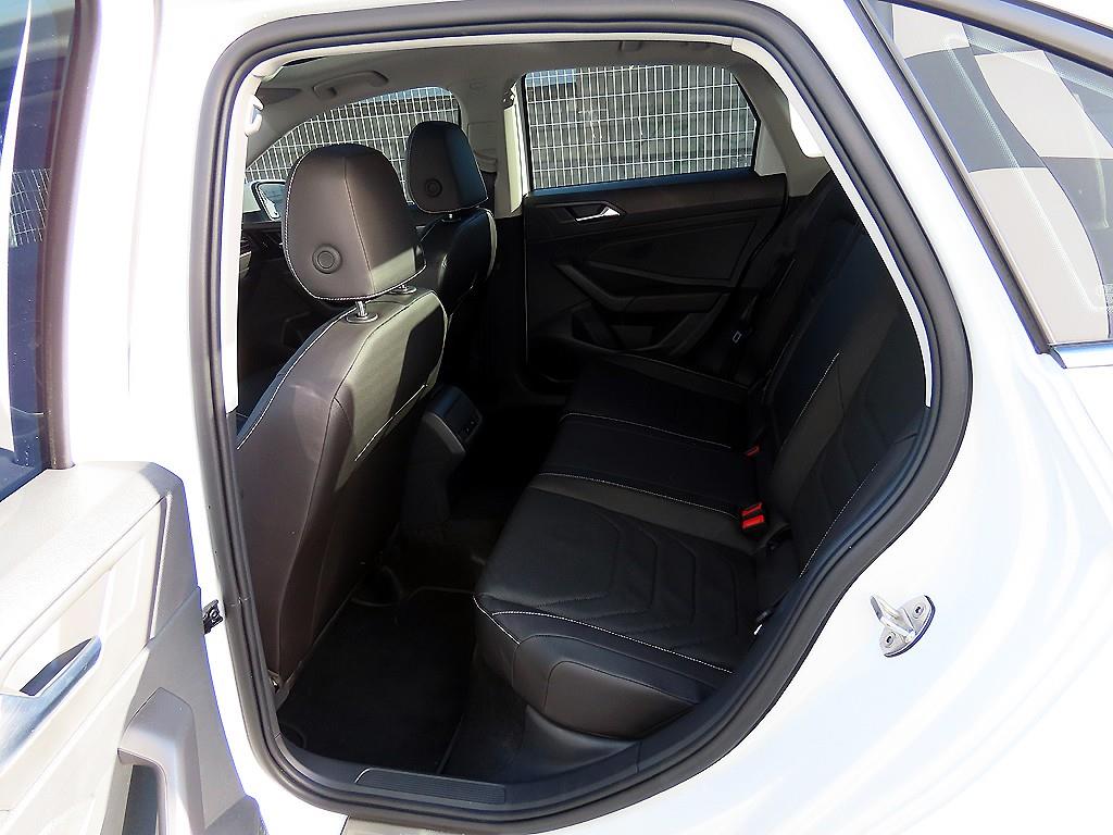 Volkswagen Jetta - Vista 6