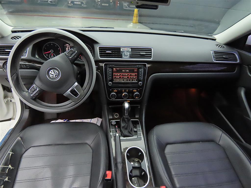 Volkswagen Passat - Vista 7