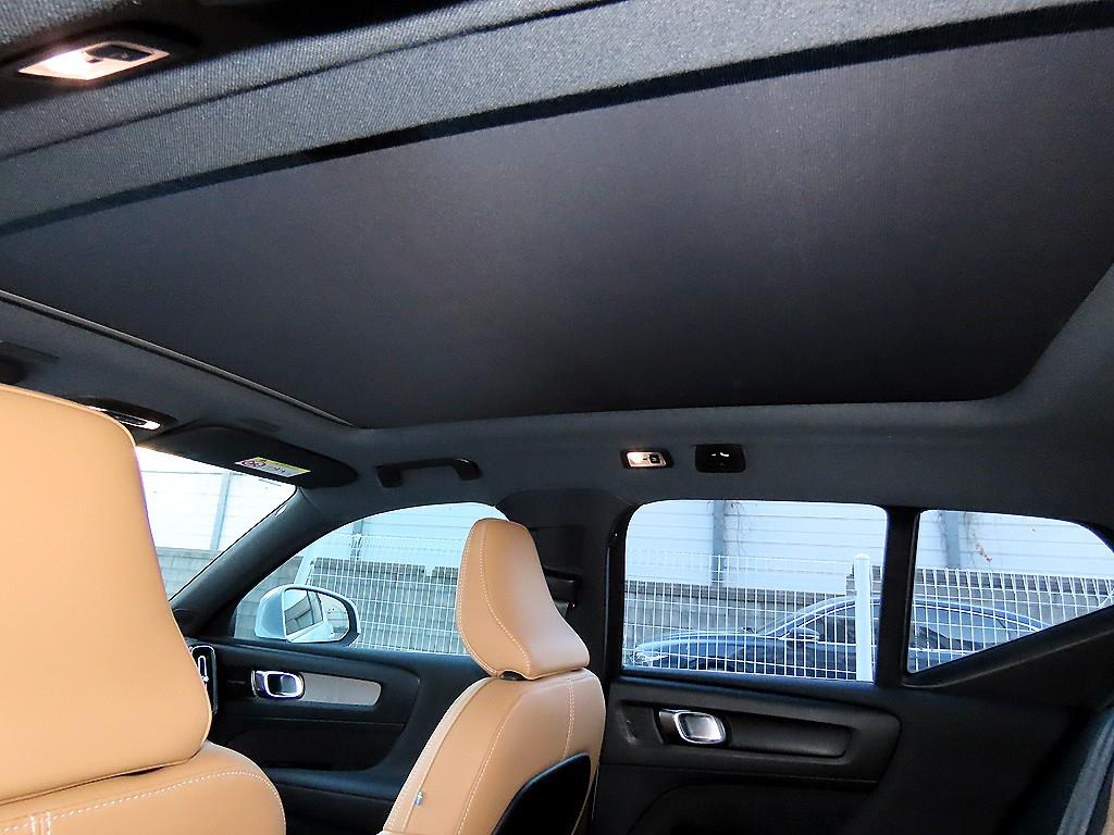 Volvo XC40 2022 Blanco - Importación desde Corea - HF Imports Iquique - Foto 16