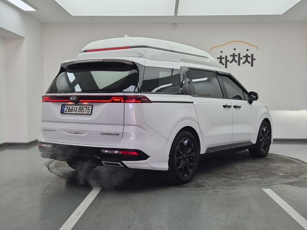 KIA Carnival - Vista 4