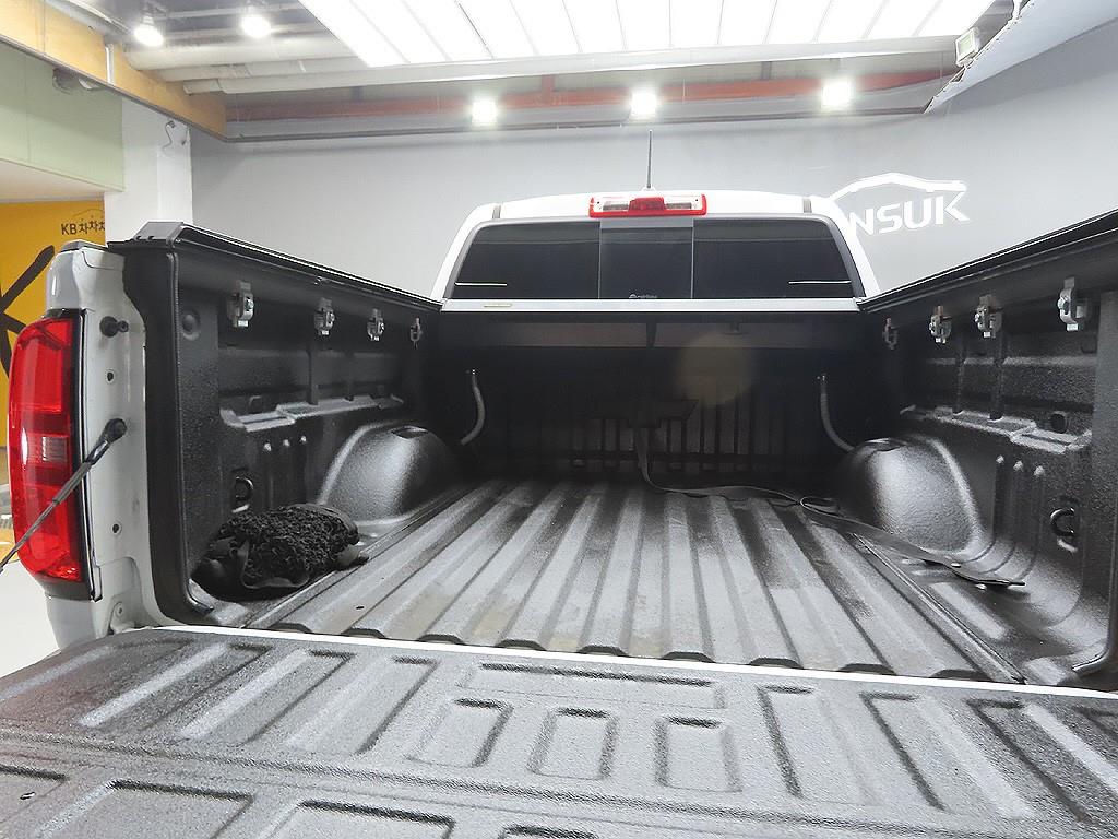 Chevrolet ?Colorado 2022 Blanco - Importación desde Corea - HF Imports Iquique - Foto 9