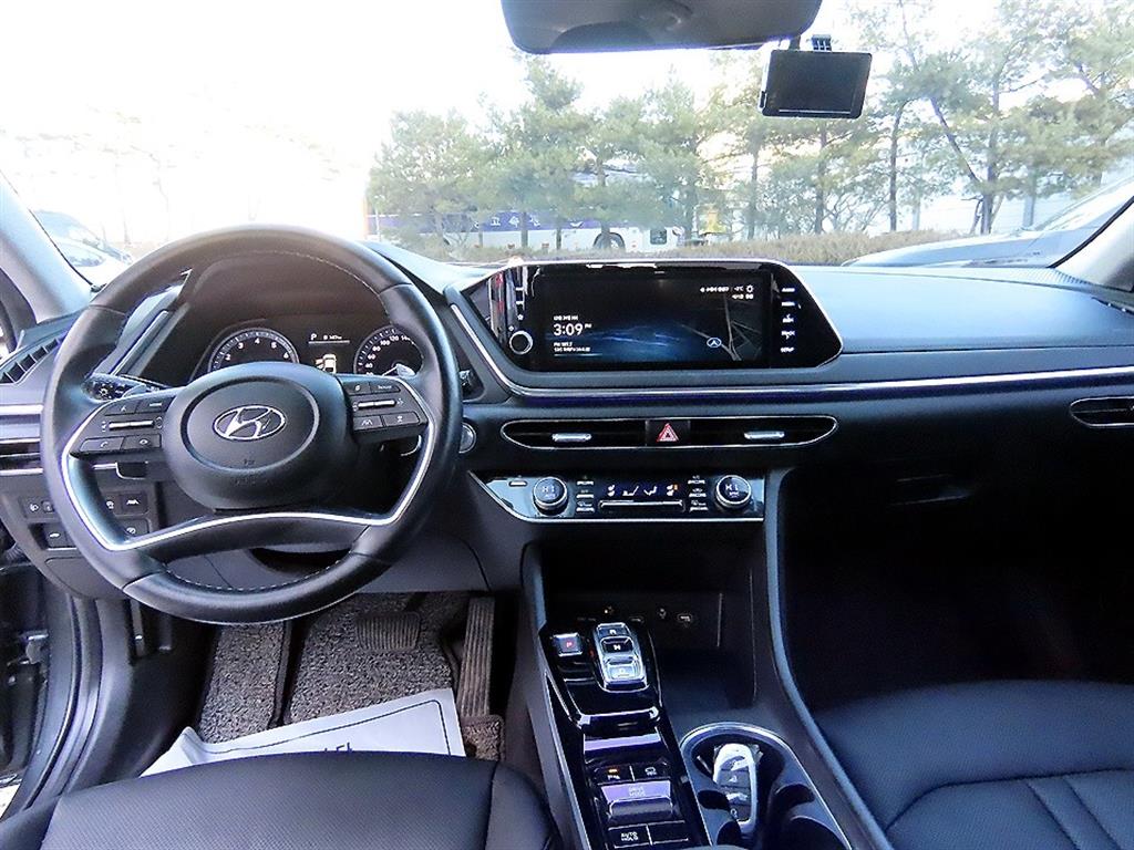 HYUNDAI Sonata - Vista 7