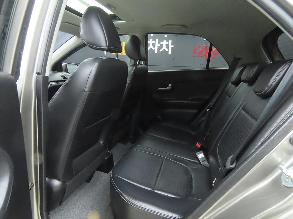 KIA Morning - Vista 6