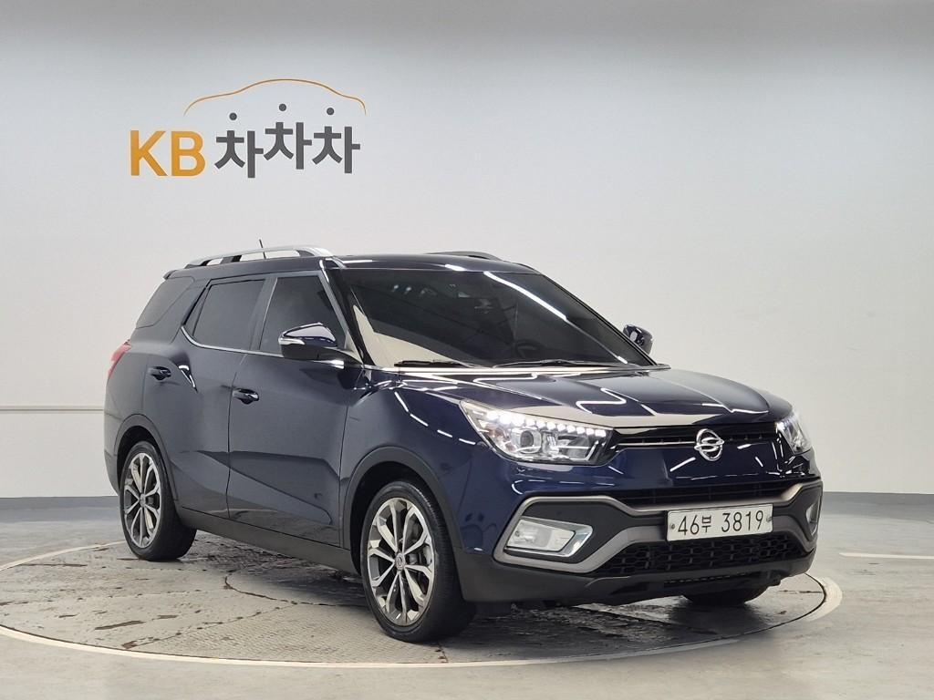 Ssangyong Tivoli - Vista 4