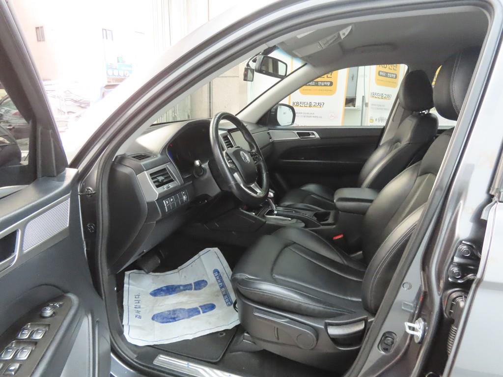 Ssangyong Rexton - Vista 5