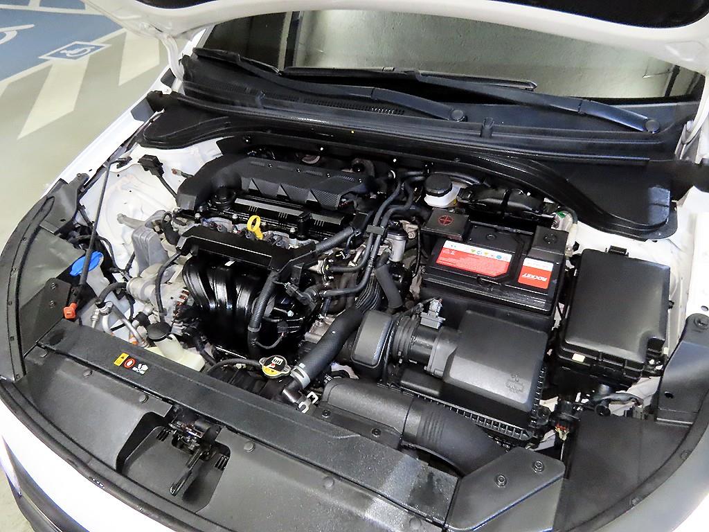 HYUNDAI Avante 2019 Blanco - Importación desde Corea - HF Imports Iquique - Foto 17