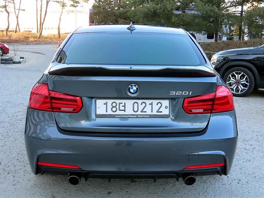 BMW 3 series - Vista 4