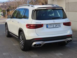 Mercedes Benz GLB Class - Vista 8