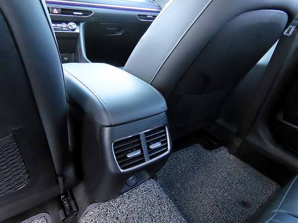 HYUNDAI Sonata 2023 Negro - Importación desde Corea - HF Imports Iquique - Foto 17