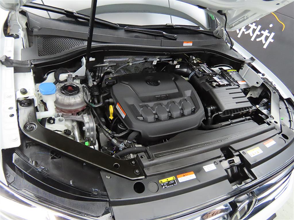 Volkswagen Tiguan 2023 Blanco - Importación desde Corea - HF Imports Iquique - Foto 19