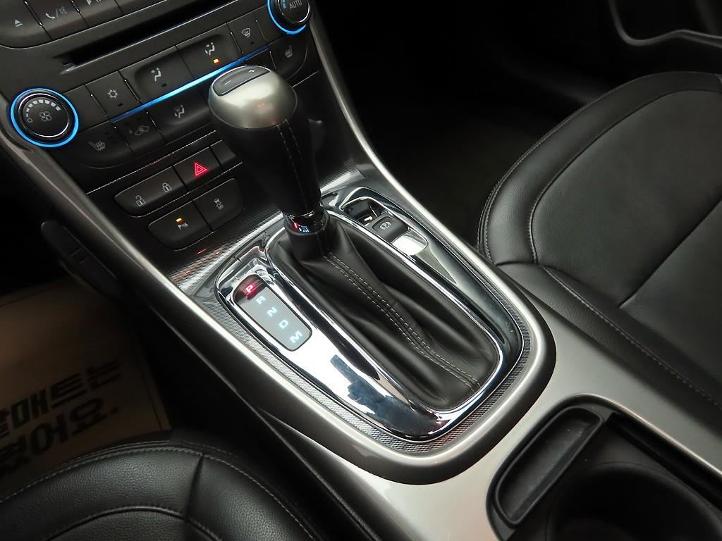 Chevrolet Malibu - Vista 10