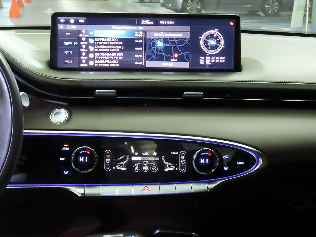 Genesis GV70 - Vista 11