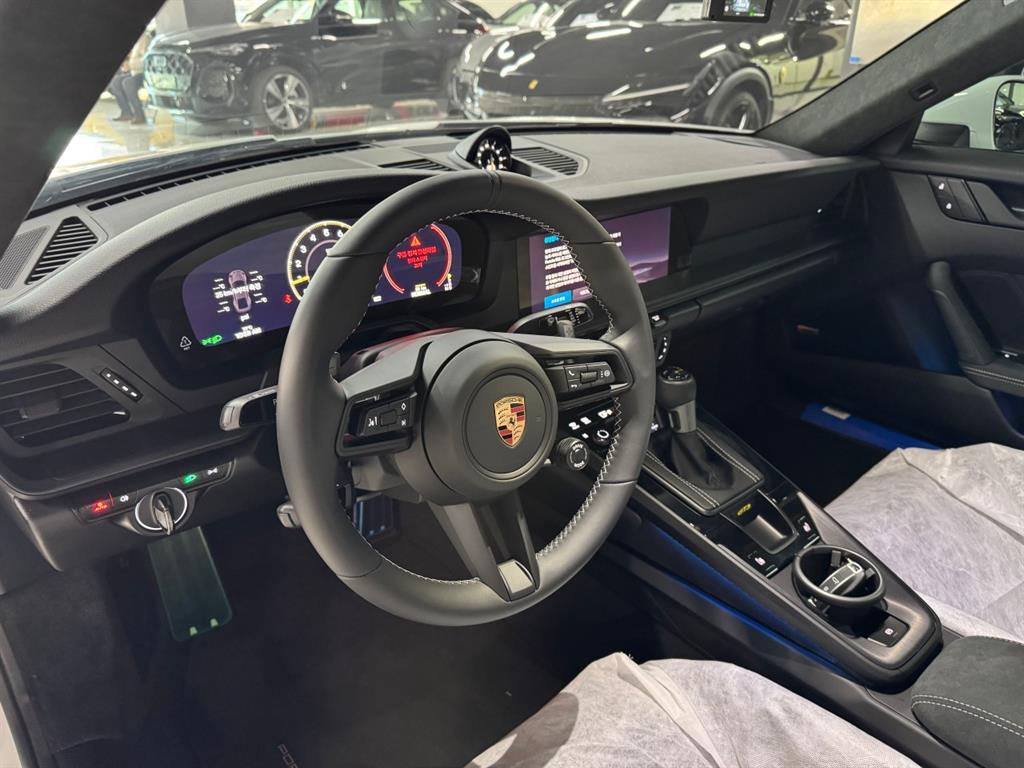 Porsche 911 - Vista 5