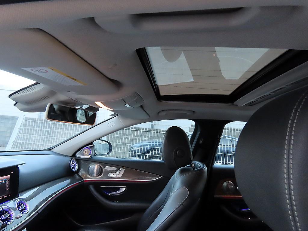 Mercedes Benz E class 2018 Gris - Importación desde Corea - HF Imports Iquique - Foto 16