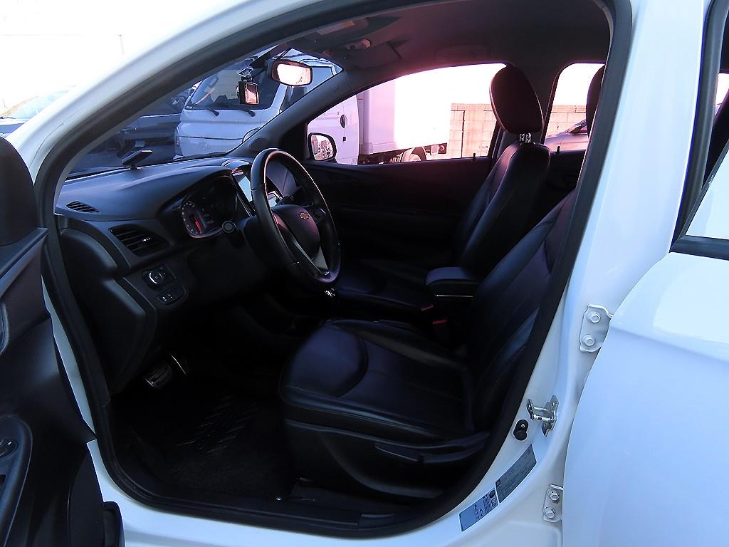 Chevrolet Spark - Vista 5