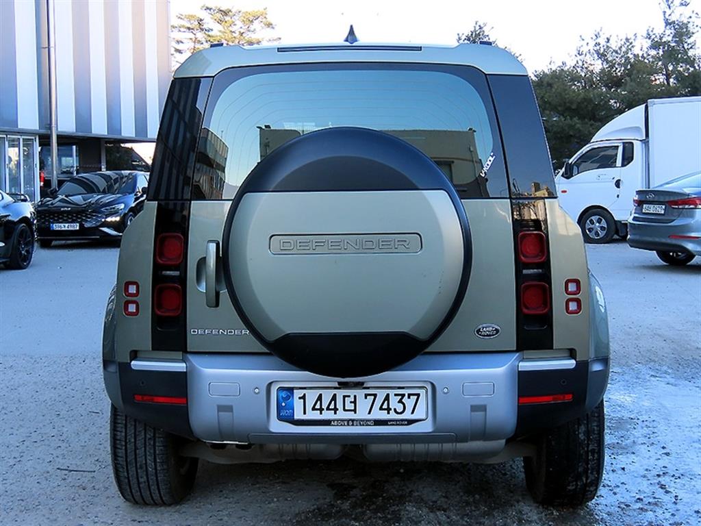 Land Rover Defender - Vista 4