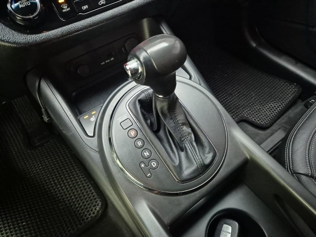 KIA Sportage 2012 Blanco - Importación desde Corea - HF Imports Iquique - Foto 16