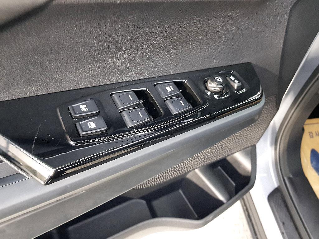 Ssangyong Torres - Vista 11