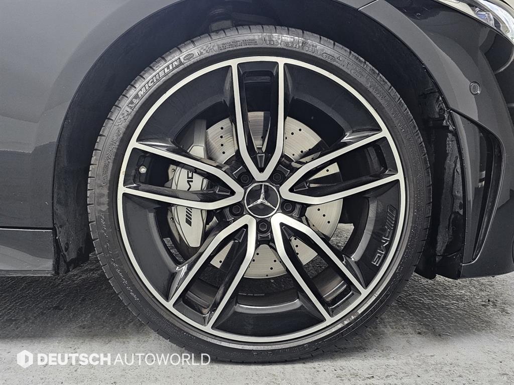 Mercedes Benz CLS Class - Vista 5