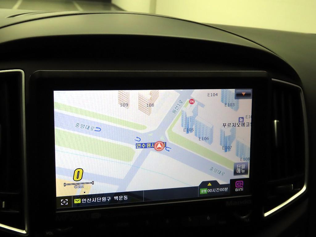 HYUNDAI Starex - Vista 9