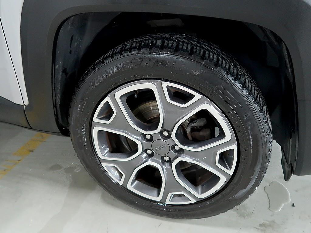 Jeep Renegade 2016 Gris - Importación desde Corea - HF Imports Iquique - Foto 8