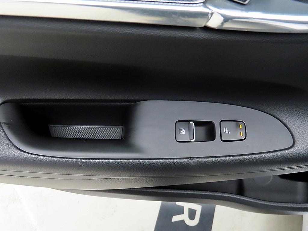 HYUNDAI Grandeur - Vista 12