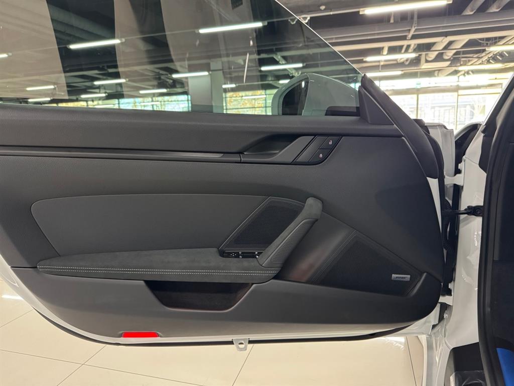 Porsche 911 - Vista 11