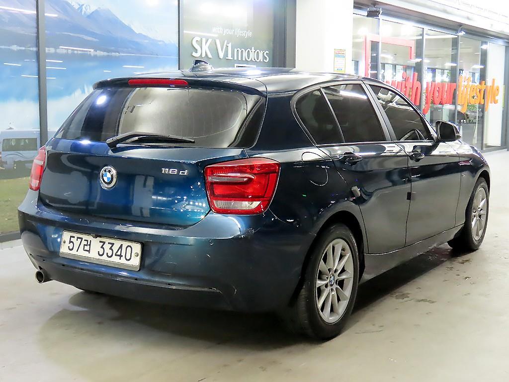 BMW 1 series - Vista 4