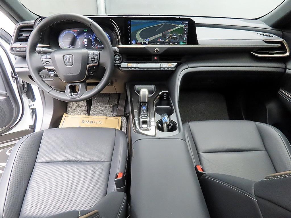 Toyota Crown - Vista 7