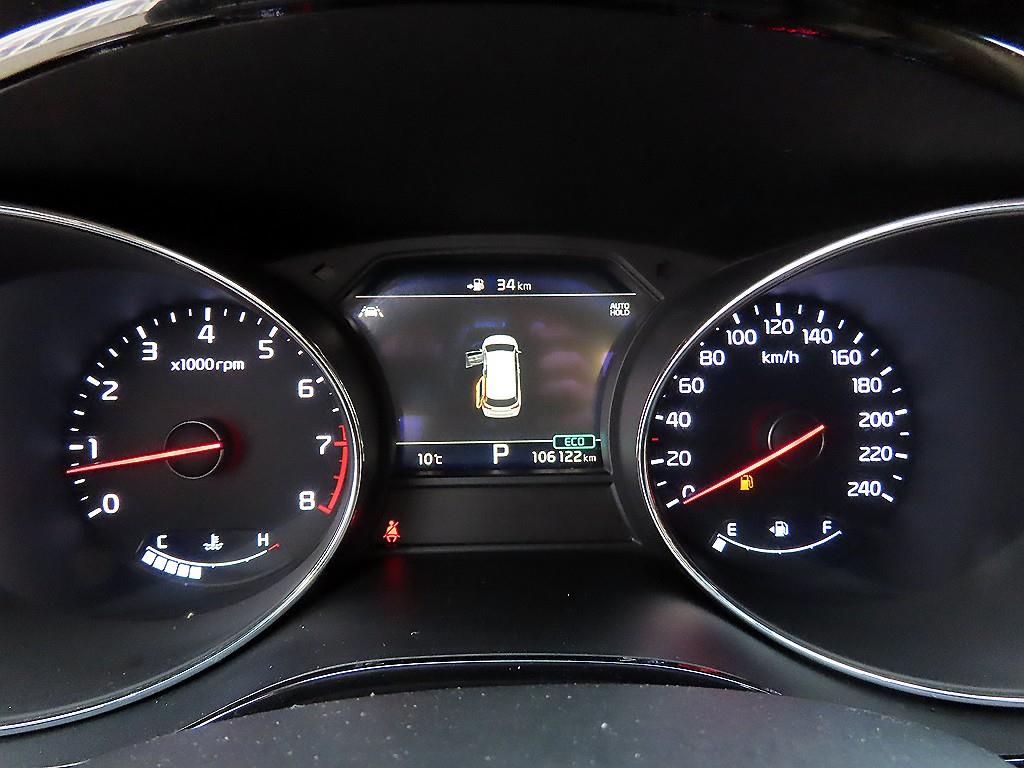 KIA Carnival - Vista 10