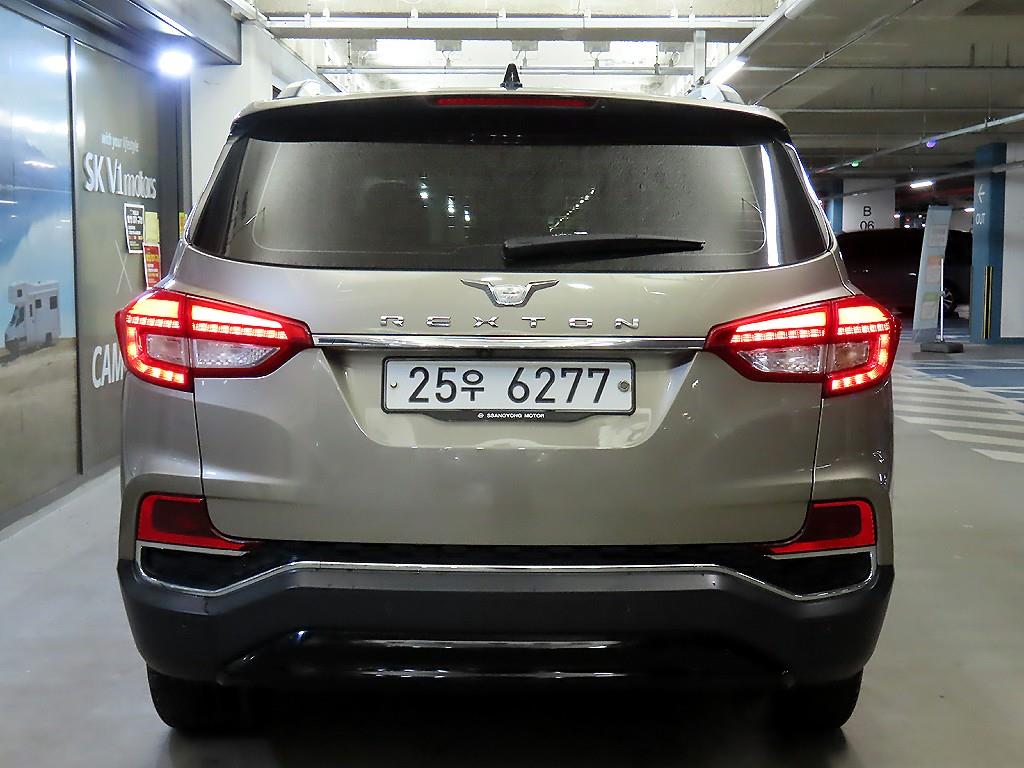 Ssangyong Rexton - Vista 5